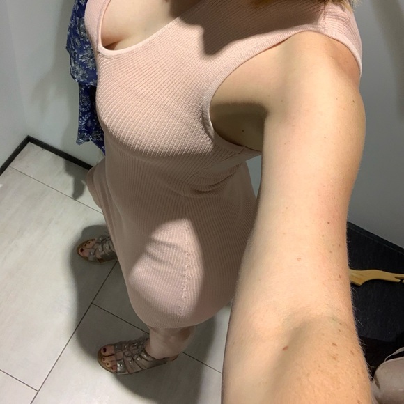 Guess Rose Body con dress - Picture 4 of 7